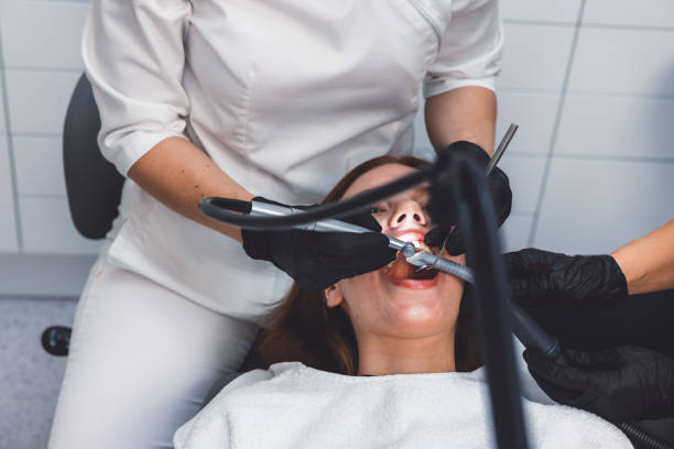 Best Dentist for Tooth Abscess  in Pinckneyvle, IL